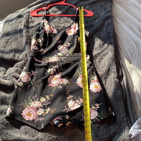Sopranos Black Floral Romper - Picture 6 of 7